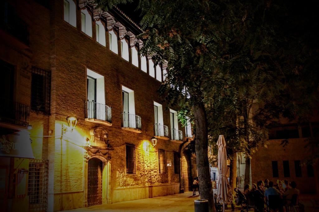 18 Torres Apartment Zaragoza Exterior photo