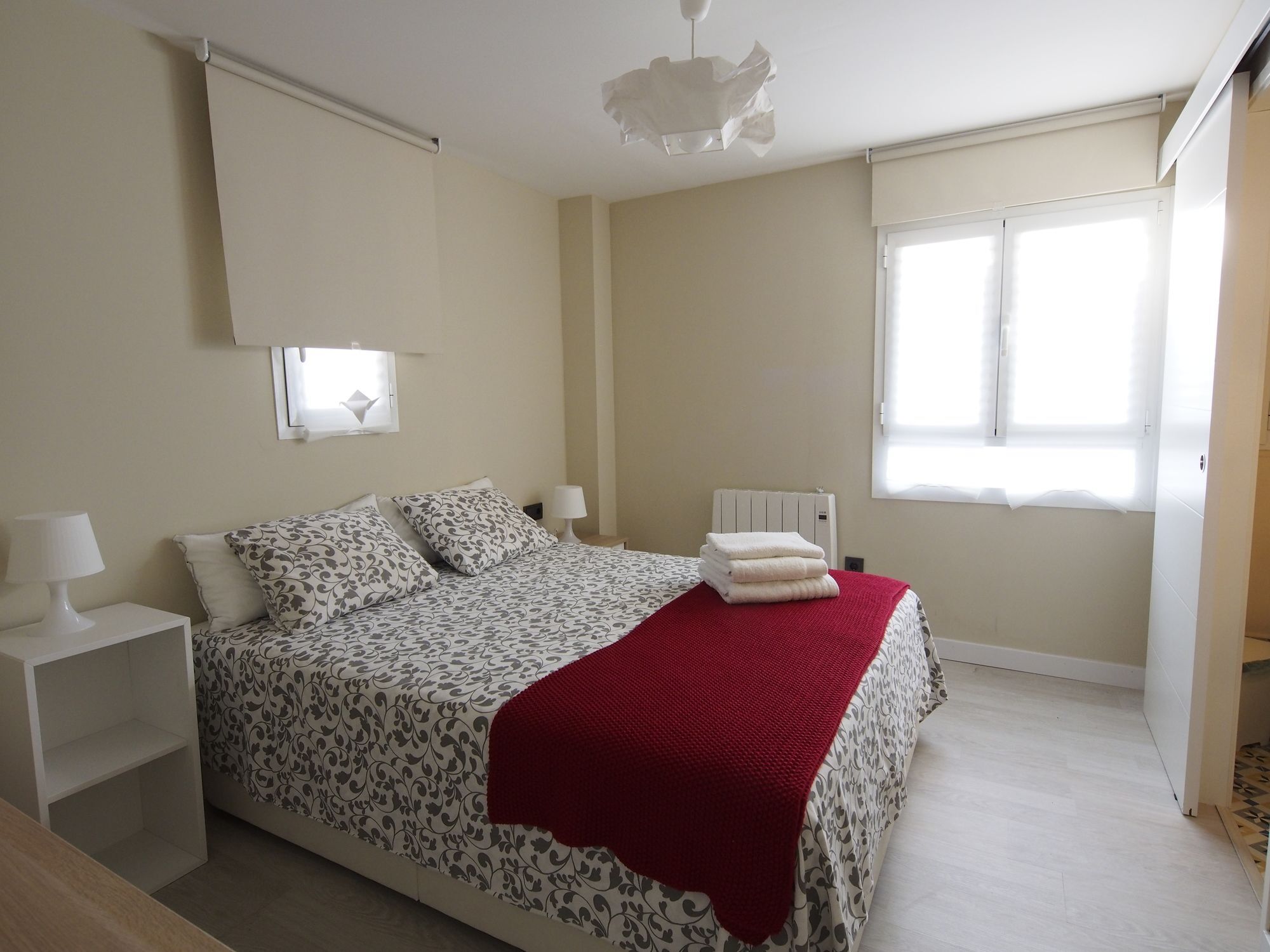 18 Torres Apartment Zaragoza Exterior photo